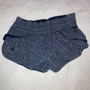 Lululemon Black reversible swim shorts size 2